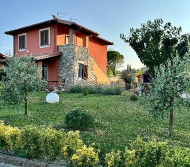 Villa in vendita a Acquasparta (Terni), Strada di Scarpone 35