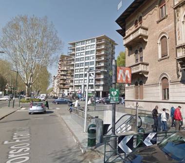 Appartamento in vendita a Torino, Zona Cit Turin, Largo Francia 114