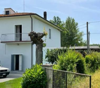 Rustico/Casale in vendita a Marciano della Chiana (Arezzo)