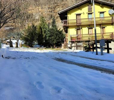 Affitto Appartamento Vacanze a Valtournenche, Frazione Maen