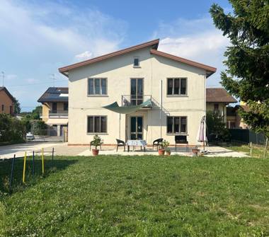 Casa indipendente in vendita a Venezia, Zona Trivignano