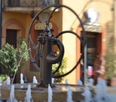 Negozio in affitto a Riccione (Rimini), Piazza Giacomo Matteotti 2