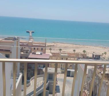 Casa indipendente in vendita a Gela (Caltanissetta), Via Pisa 59