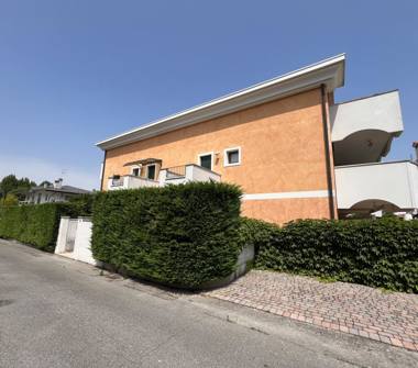 Mansarda in vendita a Lignano Sabbiadoro (Udine), Via Baviera 1