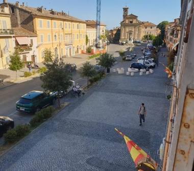 Trilocale in vendita a Ronciglione (Viterbo), Viale Giuseppe Garibaldi 46