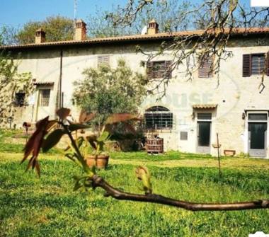 Rustico/Casale in vendita a Gambassi Terme (Firenze)