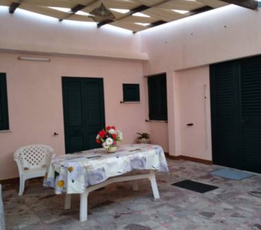 Affitto Appartamento Vacanze a Castrignano del Capo, Frazione Leuca, Via Porcinara 61