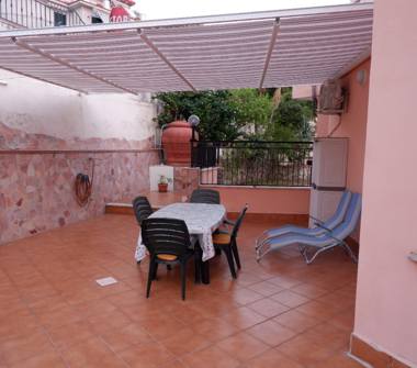 Quadrilocale in vendita a Acquappesa, Frazione Intavolata, Via Roma 0