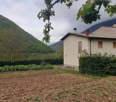 Affitto Rustico/Casale Vacanze a Antrodoco, Frazione Vignola, statale 17 per l'aquila