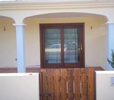 Villetta a schiera in affitto a Siniscola, Frazione Sa Petra Ruja, via mar di levante 96