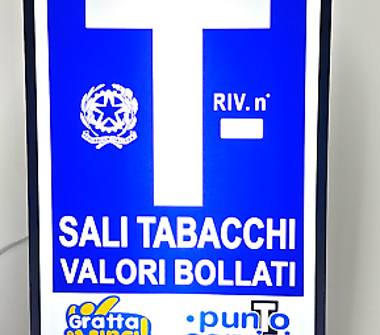 Altro in vendita a Messina (Messina), Via G. Garibaldi 17