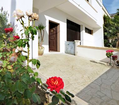 Affitto Casa Vacanze a Racale (Lecce), Via Piemonte 42