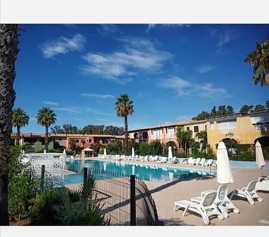 Villetta a schiera in vendita a Pisticci, Frazione Marina Di Pisticci, Strada Provinciale Pozzitello - San Basili 2