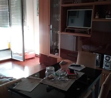 Quadrilocale in vendita a Pesaro, Frazione Centro città, Viale Goffredo Mameli 104