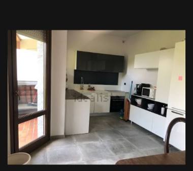 Appartamento in vendita a Azzate (Varese)