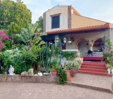 Villa in vendita a Lascari (Palermo), Via delle Salinelle 45