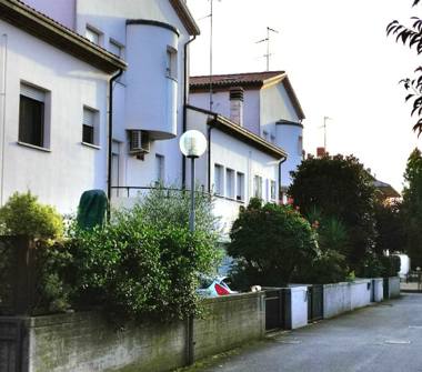 Villetta a schiera in vendita a Ravenna, Zona Darsena, Via Rabbi 58