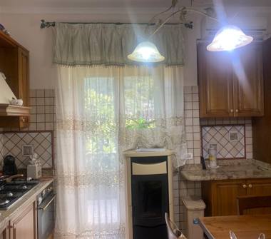 Appartamento in affitto a Vico Equense, Frazione Arola