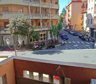 Appartamento in vendita a Ventimiglia (Imperia), Via Roma 29