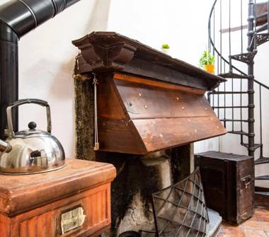 Affitto Casa indipendente Vacanze a Faggeto Lario, Frazione Molina, Via XX Settembre 3