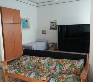 Stabile/Palazzo in affitto a Catania, Zona Borgo, Via Giuseppe Aurelio Costanzo 56