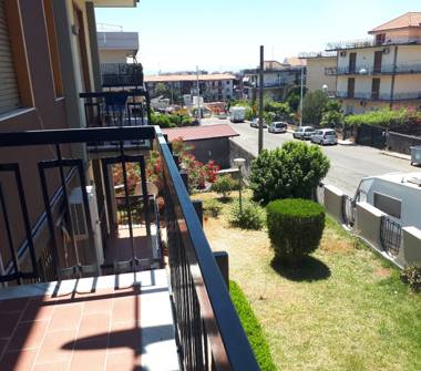 Affitto Stanza Singola a Catania, Zona Cibali, Via Bergamo 11