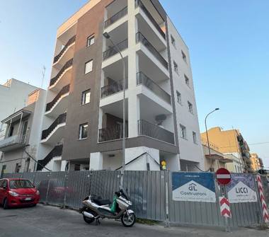 Trilocale in affitto a Monopoli (Bari), Via Pietro Nenni 25