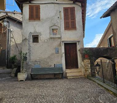 Loft/Open Space in vendita a Gerano (Roma), Via Costa del Muro 2