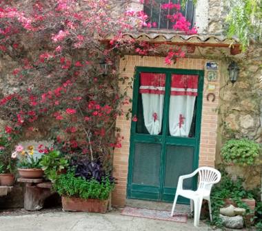 Rustico/Casale in vendita a Caltanissetta, Frazione Centro città