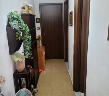 Quadrilocale in vendita a Crotone, Frazione Centro città