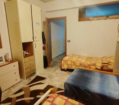 Trilocale in vendita a Sant'Andrea Apostolo dello Ionio (Catanzaro)