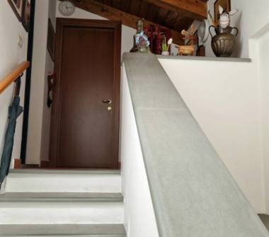 Quadrilocale in vendita a Prato, Zona Collina Di Prato, Via Bologna 223