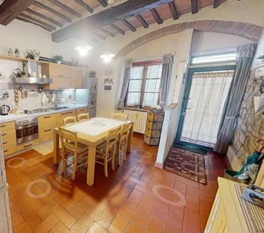 Quadrilocale in vendita a Barberino Tavarnelle, Frazione San Donato In Poggio