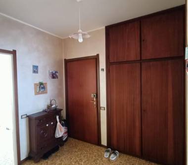 Trilocale in vendita a Momo (Novara), Via Davide Squarini 17