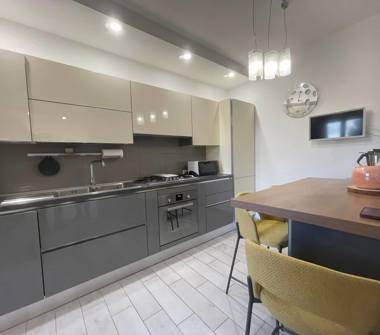 Trilocale in vendita a Acerra (Napoli), Via Madonnella 11