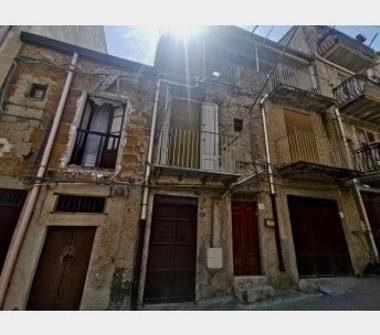 Villetta a schiera in vendita a Cianciana (Agrigento), Via Roma 167