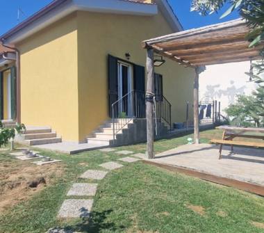 Villetta a schiera in vendita a Rosignano Marittimo, Frazione Castelnuovo Della Misericordia