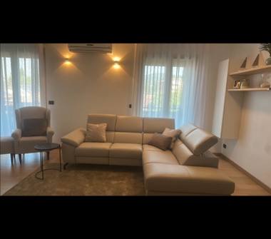 Trilocale in vendita a Torino, Zona Bertolla