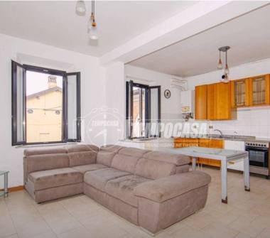 Quadrilocale in vendita a Pinarolo Po (Pavia), Via Desiderio Bosio 3