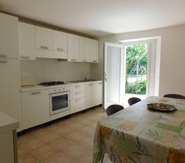 Trilocale in vendita a Rimini (Rimini), Viale Astore 6