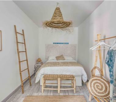 Bilocale in vendita a Sanremo, Frazione Poggio, Via Salita Poggio 33