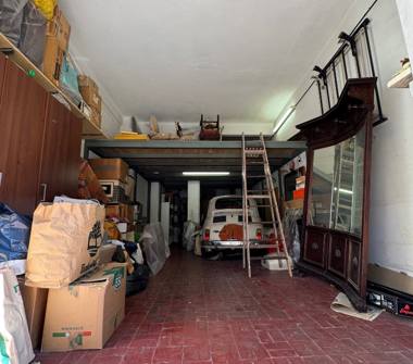 Box/Garage/Posto auto in vendita a Genova, Zona Albaro, Via Luigi Arnaldo Vassallo 15