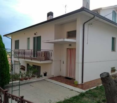 Casa indipendente in vendita a Ostra (Ancona), Via Don Antonio Morganti 23