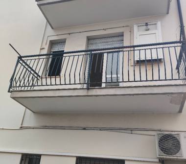 Bilocale in vendita a Loano (Savona), Via Dante Alighieri 52