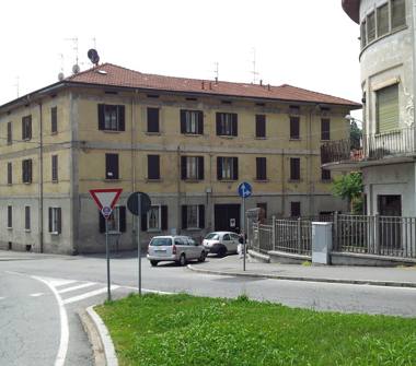 Quadrilocale in vendita a Como, Zona Camerlata, Via Badone 10