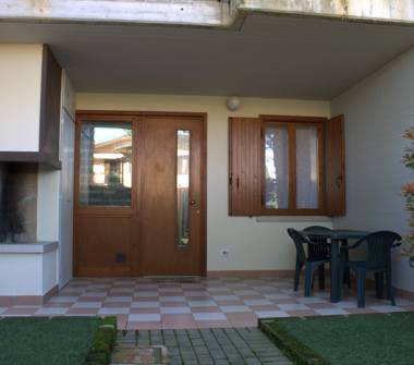 Affitto Appartamento Vacanze a Desenzano del Garda, Frazione Rivoltella, Via Giulio Cesare 2