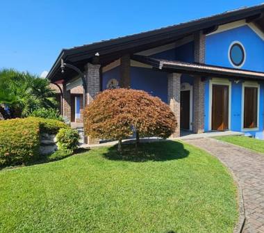Villa in vendita a Cameri (Novara)