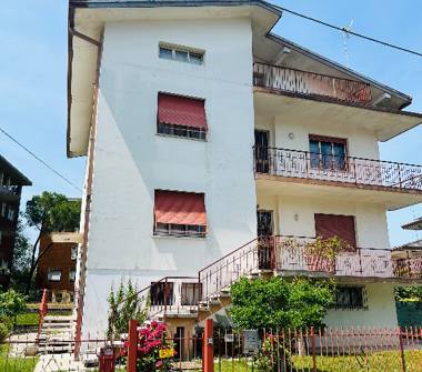 Casa indipendente in vendita a Pordenone, Frazione Centro città