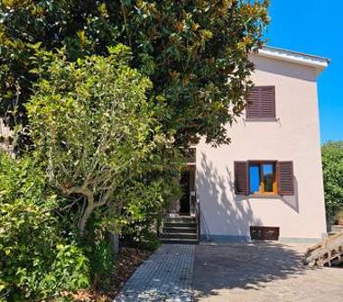 Casa indipendente in vendita a Capranica, Frazione Capranica-Scalo, Via Giorgio la Pira 6