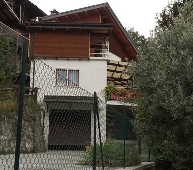 Casa indipendente in vendita a Montjovet (Aosta)